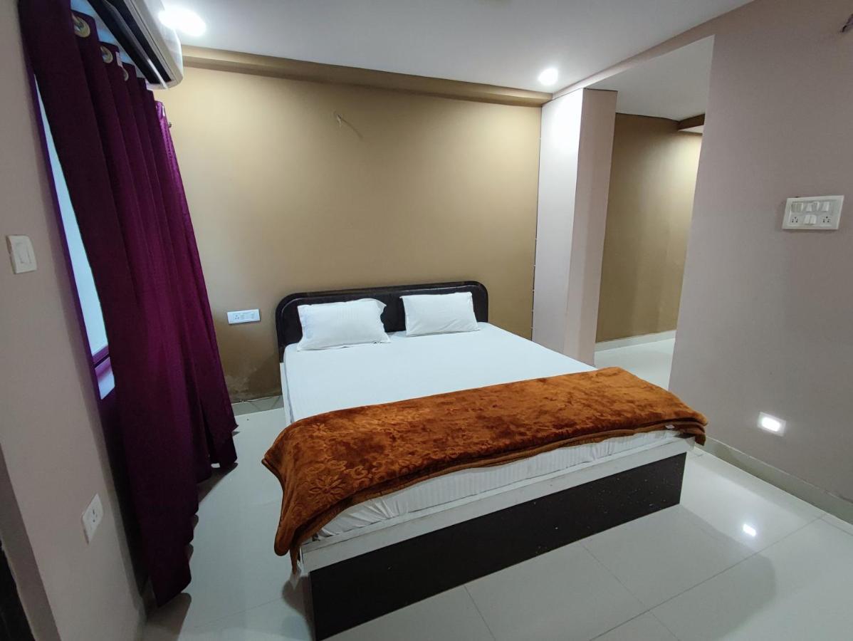 Hotel Kanha Shyam Madhubani 外观 照片