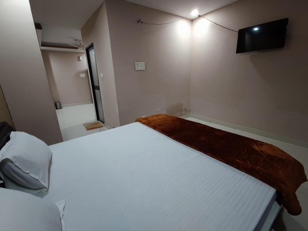 Hotel Kanha Shyam Madhubani 外观 照片