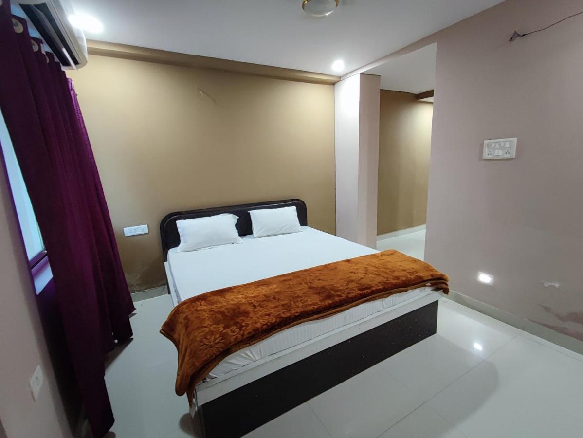 Hotel Kanha Shyam Madhubani 外观 照片